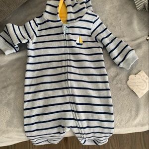 little me zip up hoodie onsie brand new 3m